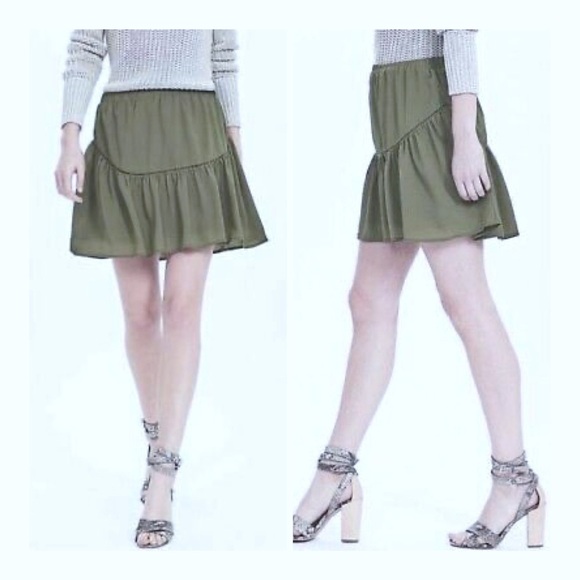 Banana REPUBLIC Elastic Waist Solid Mini Skirt - Picture 1 of 6